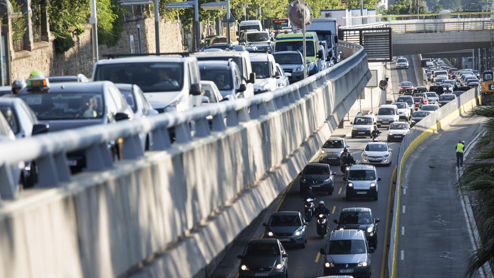 España: Los coches sin etiqueta ambiental no podrán circular en episodios de contaminación