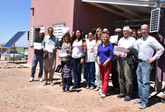 San Luis: 24 familias del departamento Belgrano recibirán su heladera solar