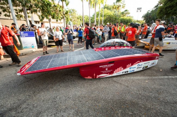 Australia: Coches solares recorrerán 3 mil kilómetros en una carrera por el desierto