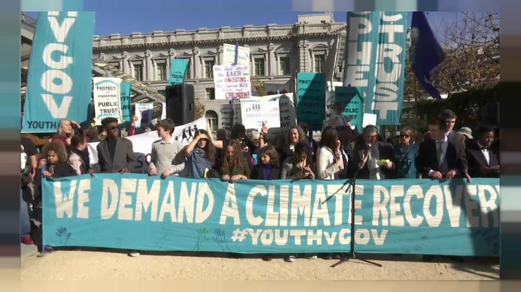 Un grupo de menores quiere llevar a juicio a Trump por el cambio climático