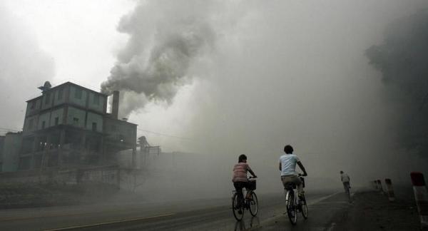 China no cede en su lucha contra la contaminación del aire pese a logros
