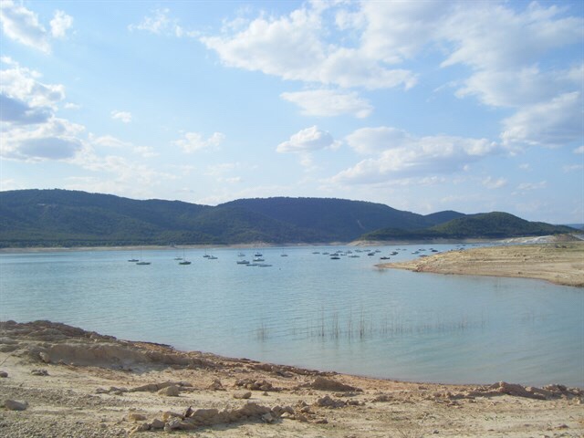 La sobreexplotación, contaminación y salinización, principales riesgos de los acuíferos españoles según Geólogos