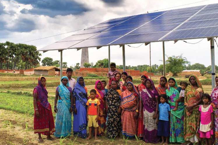 India apuesta por la energía solar para combatir el cambio climático