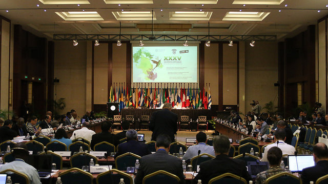 Comienza la Conferencia Regional de la FAO con una nueva asociación entre el Banco de Desarrollo del Caribe y la FAO