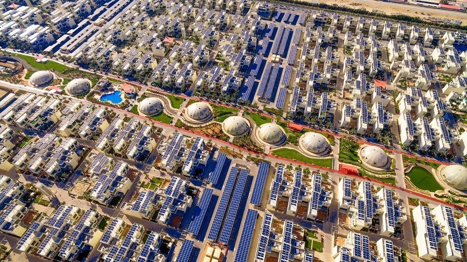 Dubái se gastará 354 millones de dólares en construir una ciudad donde sólo habrá coches eléctricos y energía solar