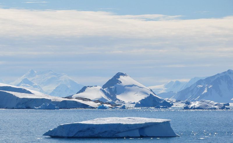 Los científicos checos descubieron nuevos lagos bajo el hielo antártico