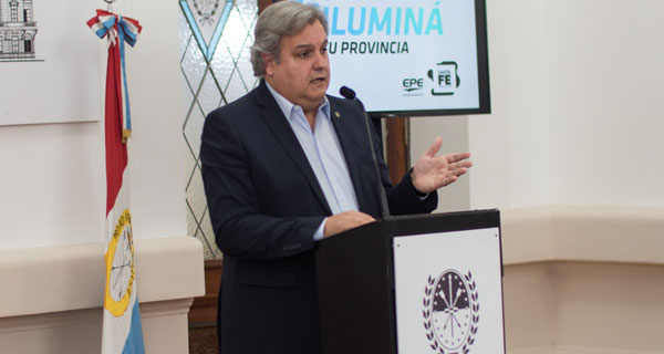 Santa Fe puso en marcha el programa «Iluminá tu provincia”