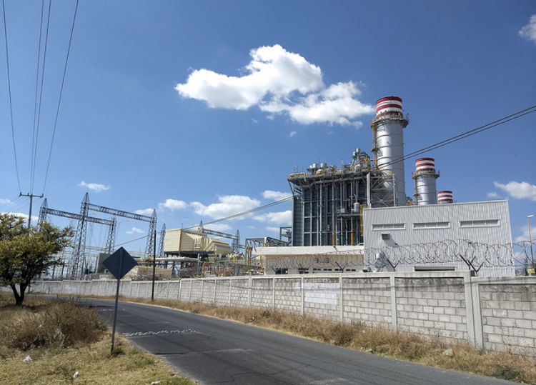 Comunidad mexicana exige alternativa sostenible a energía sucia