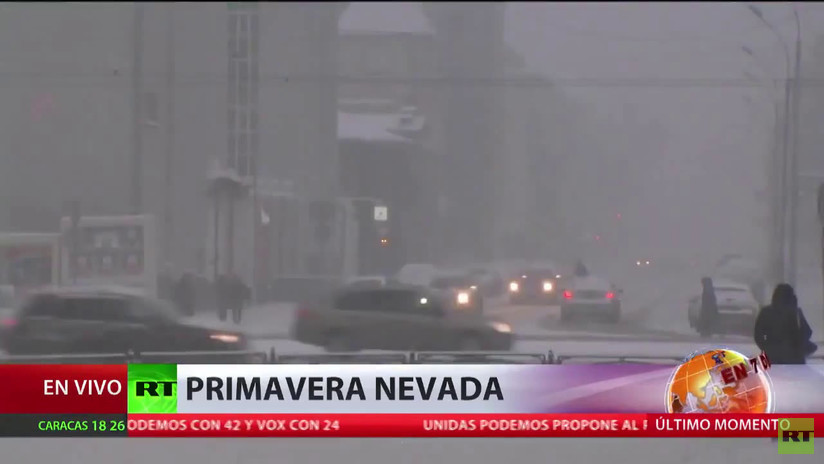Ciudad rusa es cubierta por una sorprsiva nevada