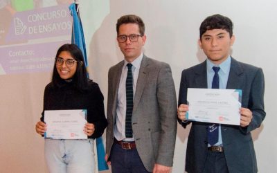 Jóvenes premiados por un concurso sobre ambiente