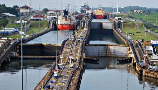 El Canal de Panamá está cada vez más afectado por la sequía