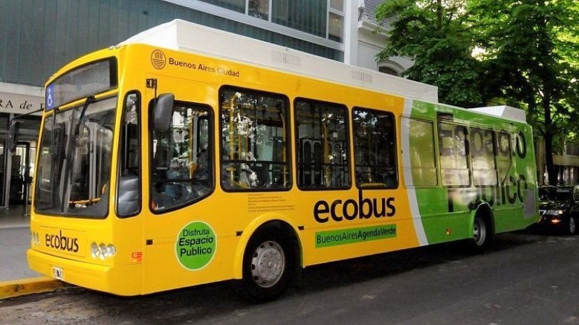 El Gobierno autorizó una prueba piloto de colectivos eléctricos en CABA