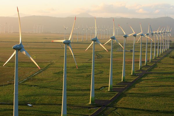 Desarrollarán dos nuevos parques eólicos en Argentina