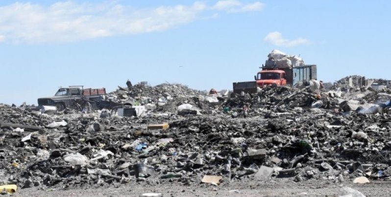 Río Negro buscan erradicar los basurales a cielo abierto