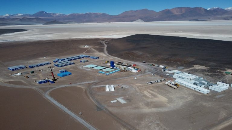 Salta: Comenzó la construcción de un megaproyecto de litio