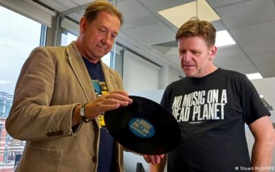 Crean vinilo de bioplástico: una solución para la industria musical
