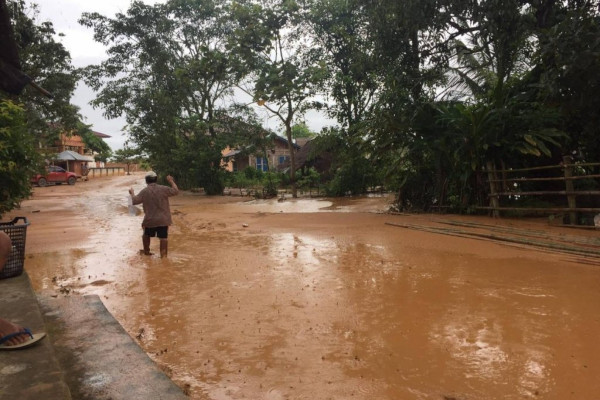 La búsqueda de oro en Myanmar destruye vidas y el ambiente