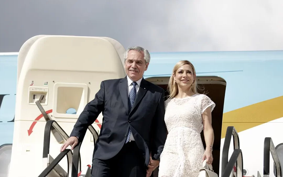 El presidente llega a Bruselas para participar de la cumbre entre la Unión Europea y la CELAC