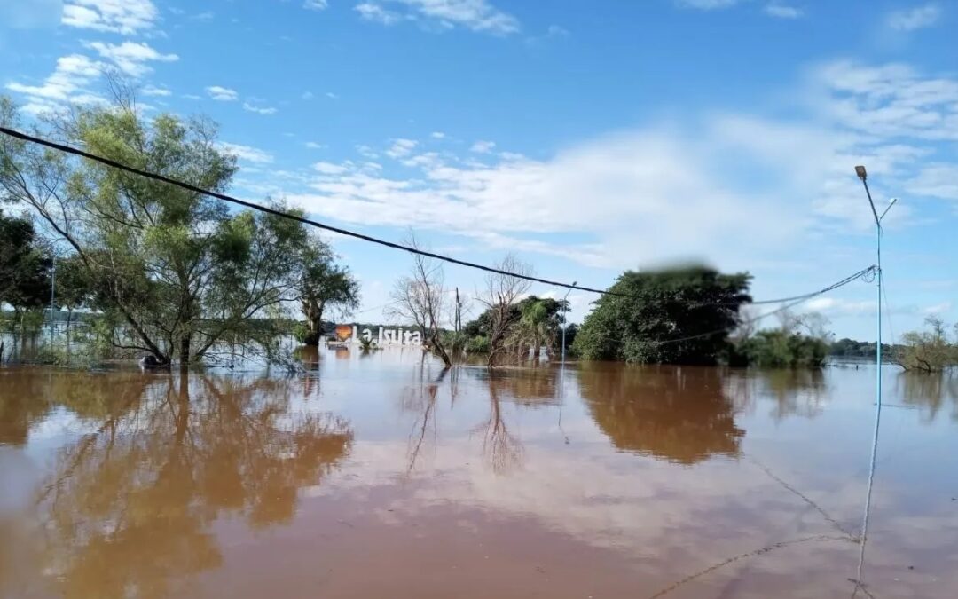 La creciente del río Uruguay afecta a los correntinos