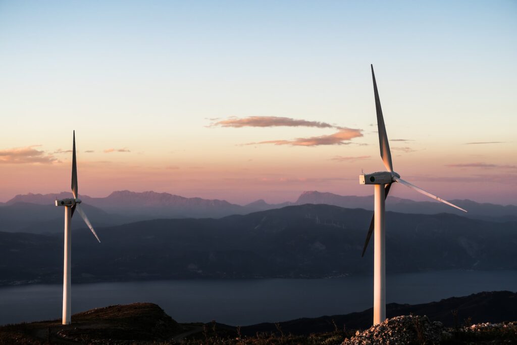 Los países del mundo acordar transicionar de la energía de carbón a la renovable.