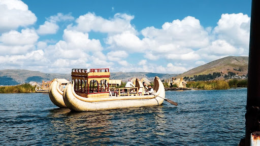 El lago Titicaca se ve fuertemente vulnerado por la sequía