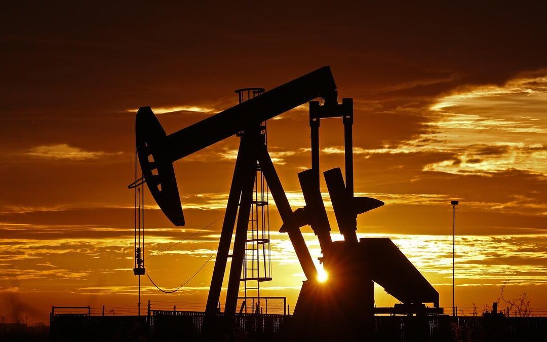 Bancos internacionales realizan grandes inversiones en combustibles fósiles