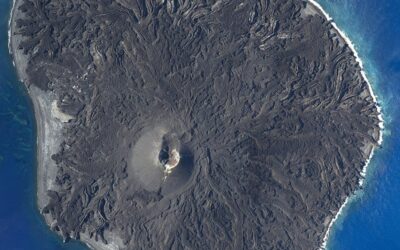 Analizan la actividad volcánica de una isla en Japón