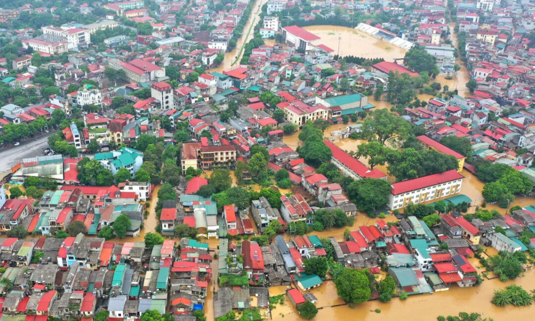 El supertifón Yagi golpea Vietnam tras dejar un rastro mortal en China y Filipinas.