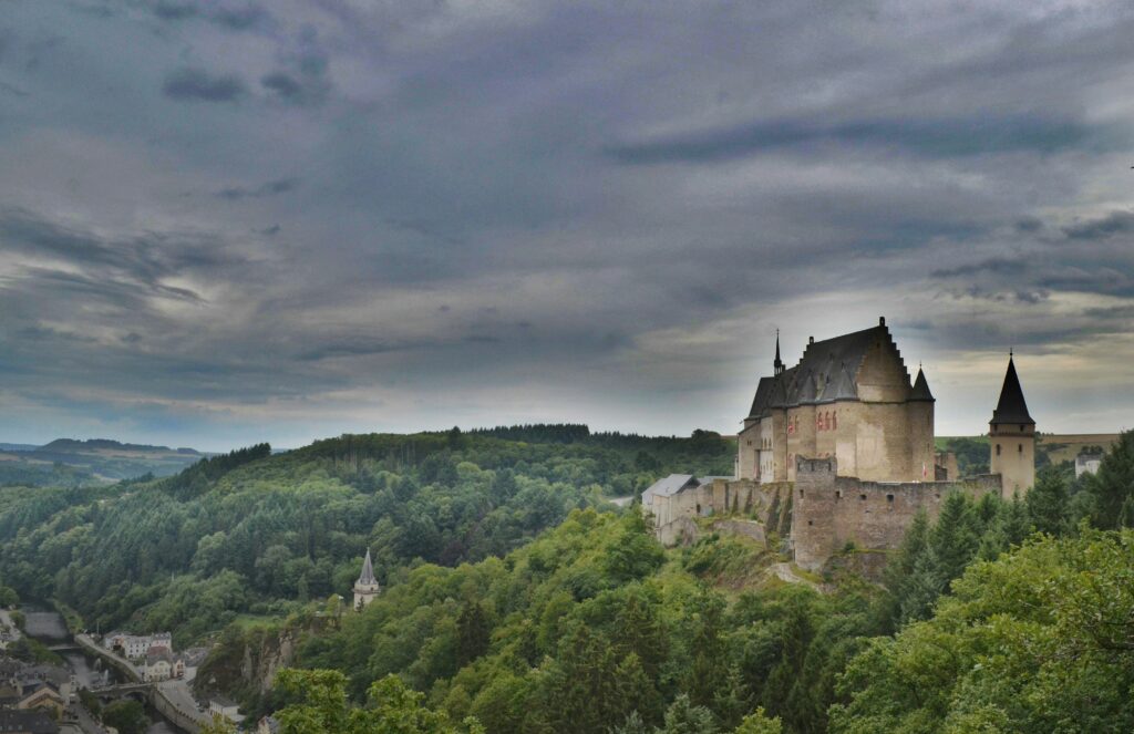 Postal de Luxemburgo, país mejor calificado en el ranking de conservación de especies. 
