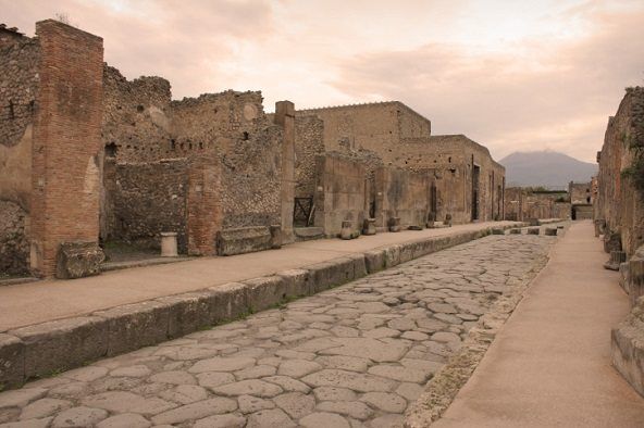 Pompeya refuerza normas para proteger su patrimonio.