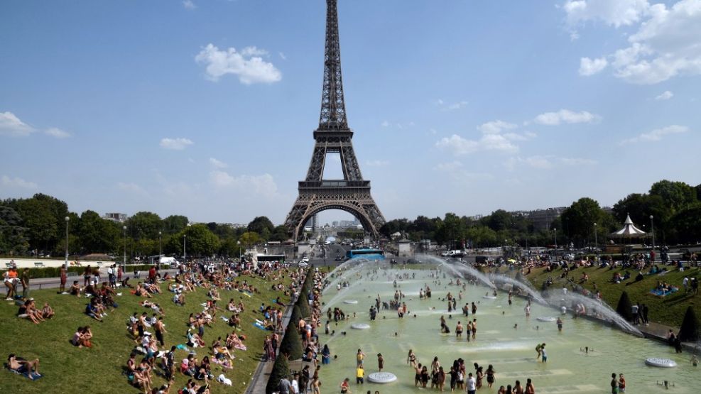 La ola de calor en Europa dejó unas 2.300 víctimas fatales.
