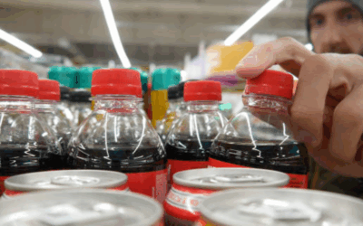Crecen las alertas por la cantidad de microplásticos en bebidas