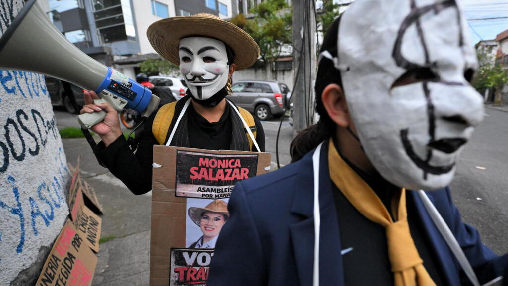 Critican a Ecuador por la aprobación de una ley minera.